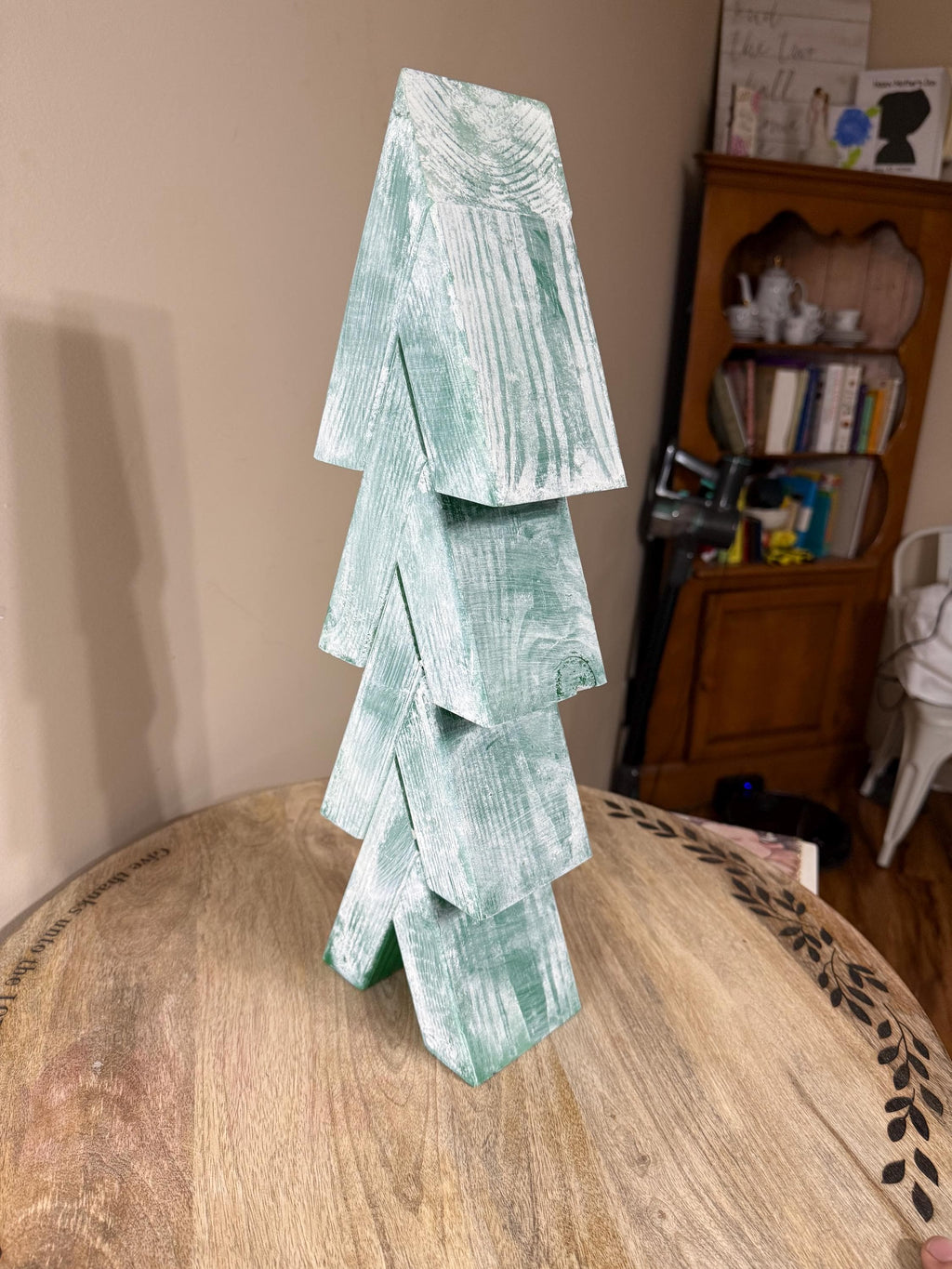 Rustic Wooden Christmas Tree Decor